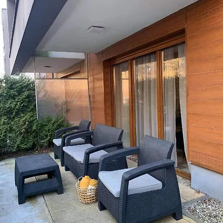 アパート Morski ミエンジボジェ